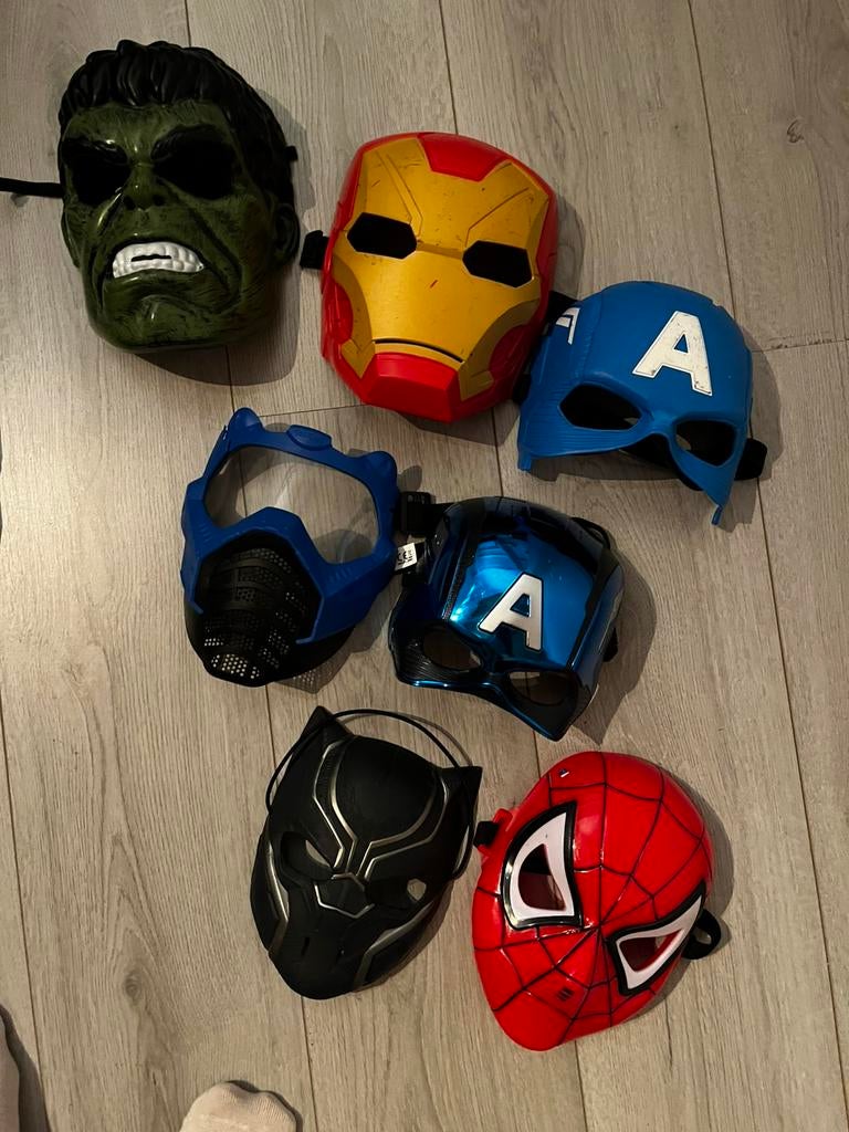 Marvel maskers, Ophalen, Gebruikt