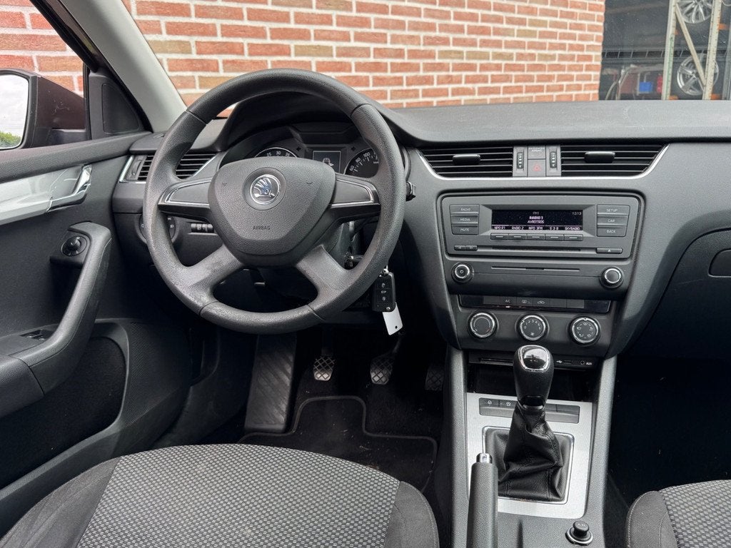 Skoda Octavia Combi 1.6 TDI | Greentech Ambition | Airco | C, Auto's, Skoda, Euro 5, Gebruikt, 4 cilinders, Bruin