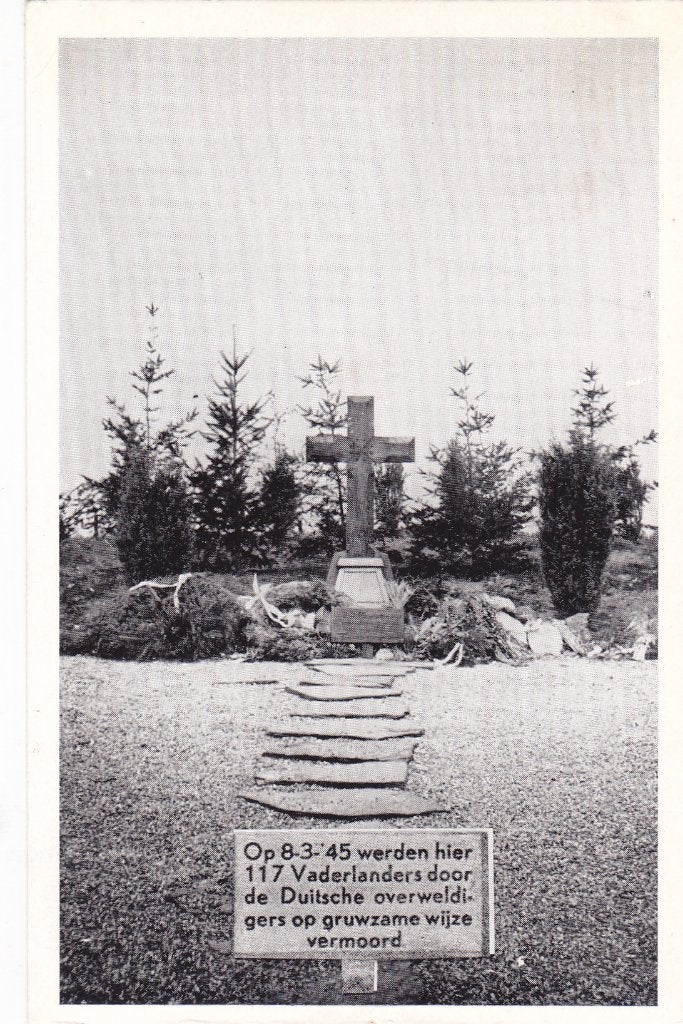 Woeste Hoeve. (Oorlogs) monument - ansichtkaart. **, Ophalen of Verzenden, 1940 tot 1960, Ongelopen, Gelderland