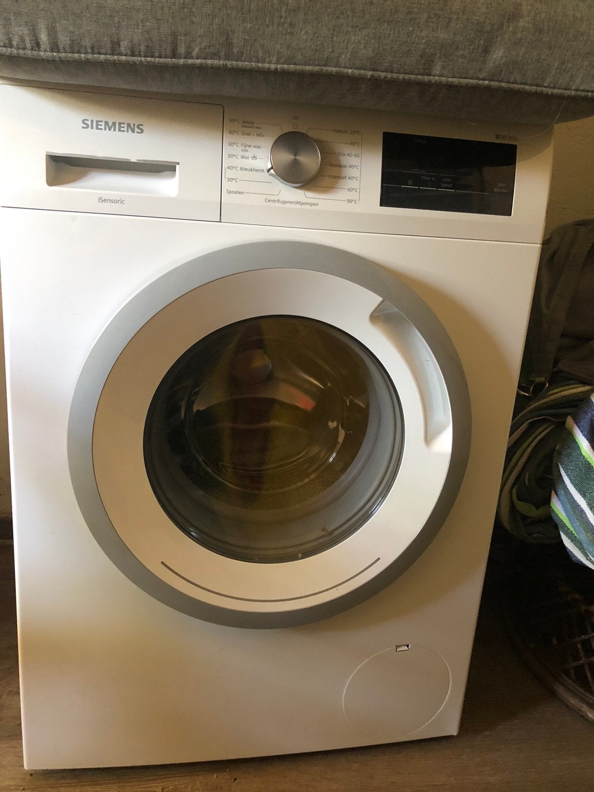 Siemens wasmachine, Ophalen of Verzenden, Zo goed als nieuw, 1200 tot 1600 toeren, 85 tot 90 cm
