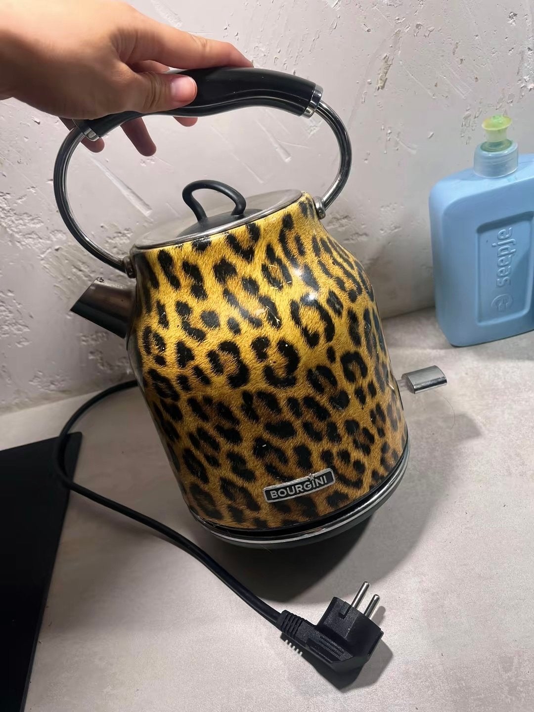 Bourgini Waterkoker met Luipaardprint - Zo goed als nieuw, 1 tot 2 liter, Ophalen of Verzenden, Zo goed als nieuw