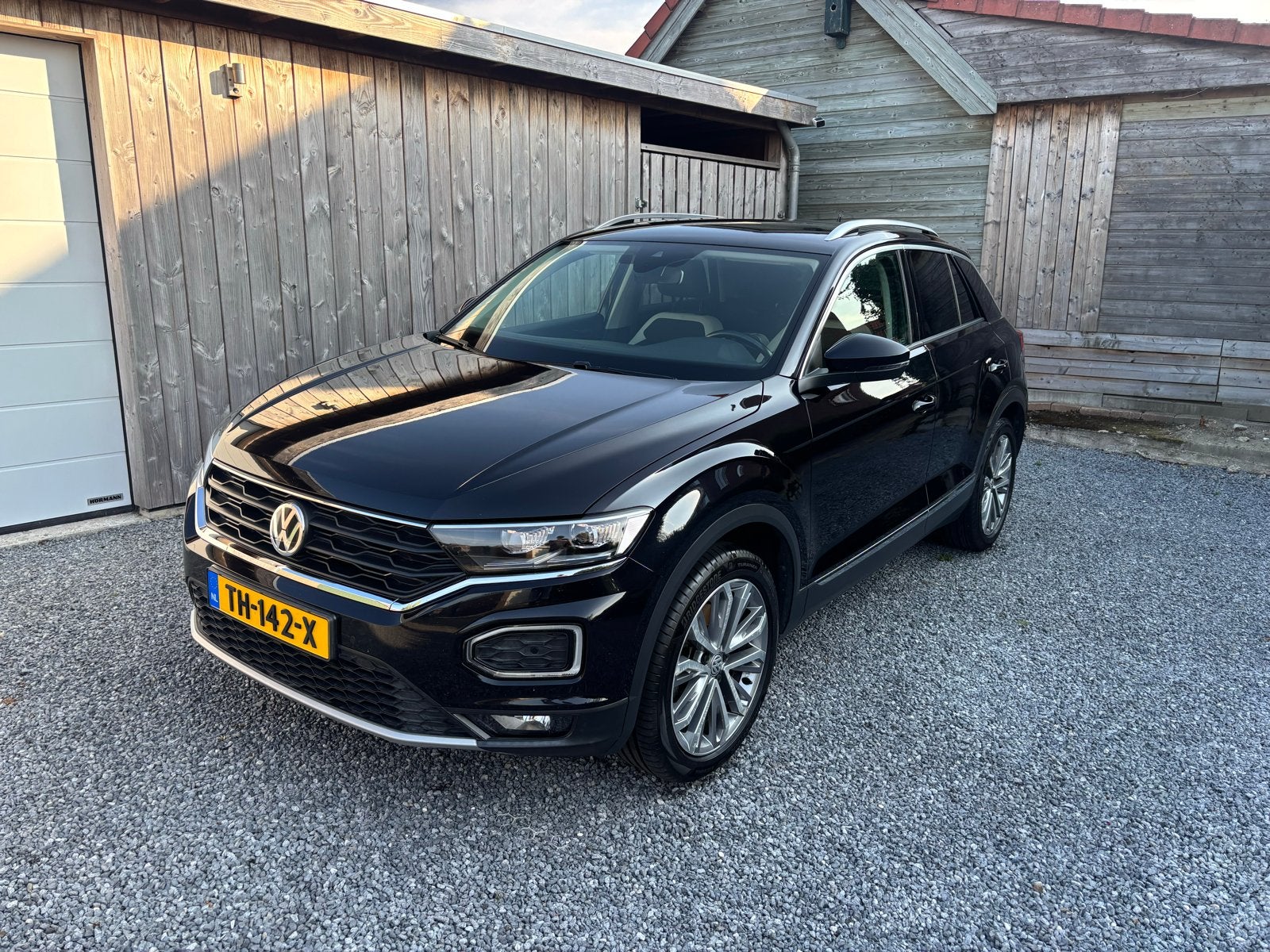 Volkswagen T-Roc 2.0 TSI 190pk 4Motion 7-DSG 2018 Zwart, Automaat, 15 km/l, 1984 cc, Zwart