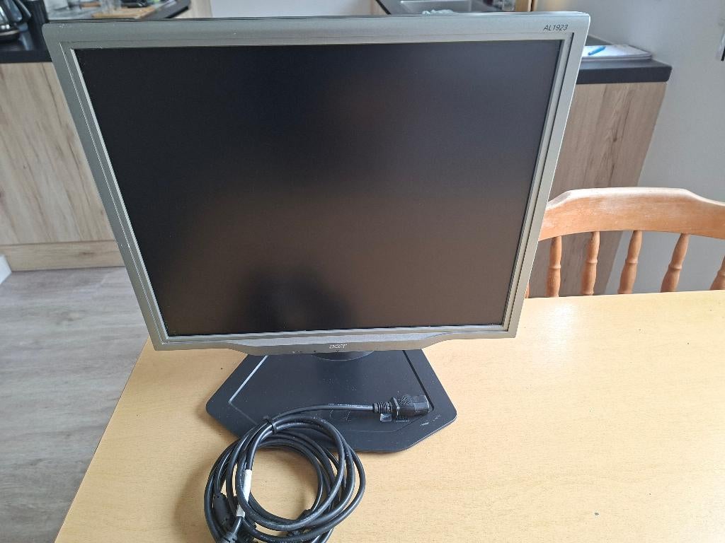 PC scherm, Computers en Software, Monitoren, Ophalen, Gebruikt, Overige typen, Onbekend
