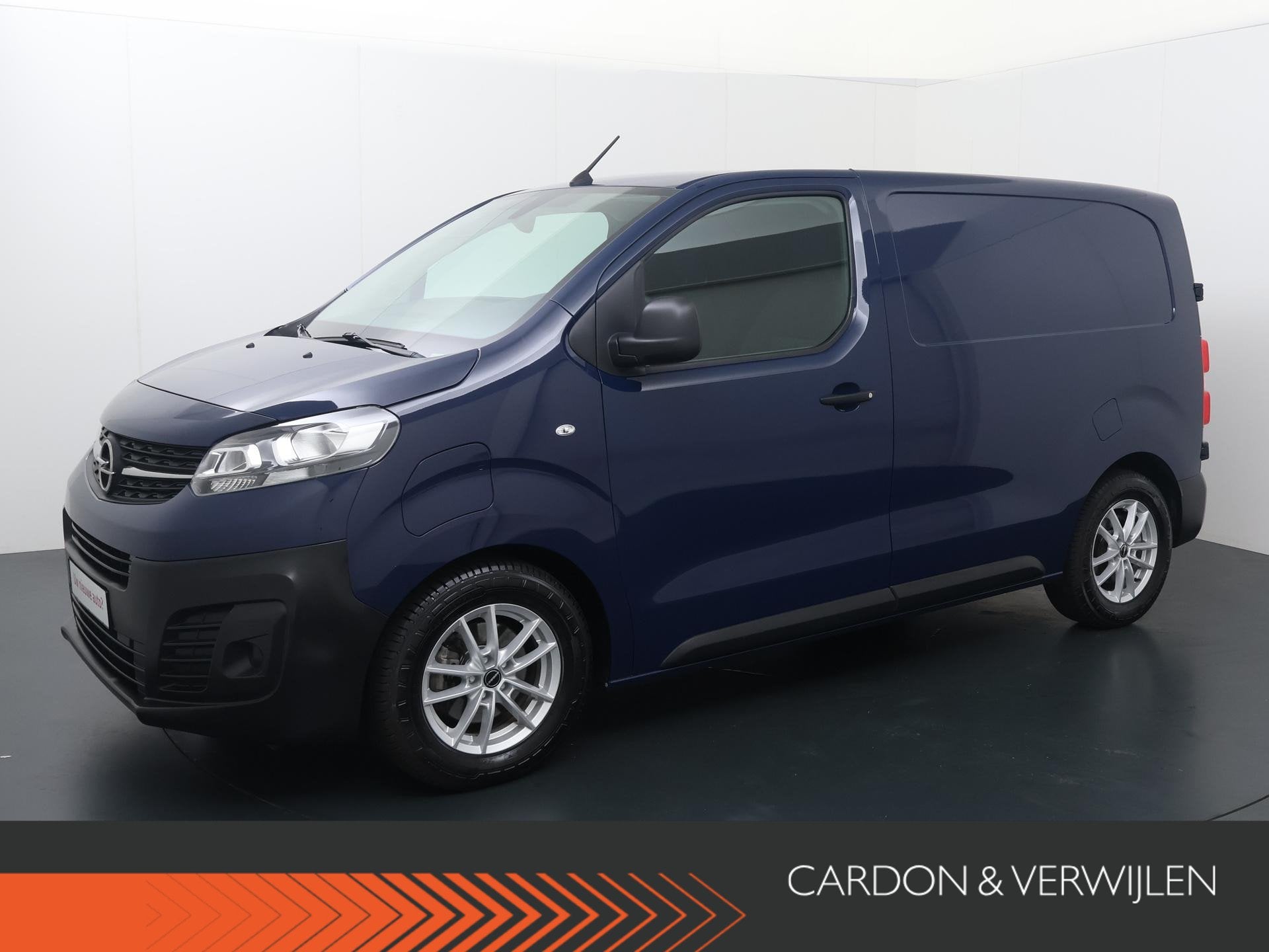Opel Vivaro-e L1H1 Innovation 50 kWh | 136 PK | SoH % | Airc, 136 pk, Gebruikt, Met garantie (alle), Blauw
