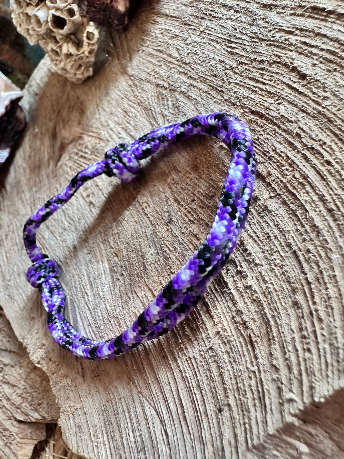 Trendy herenarmband / paars / surflife / beachwear / nieuw, Sieraden, Tassen en Uiterlijk, Armbanden, Ophalen of Verzenden, Nieuw