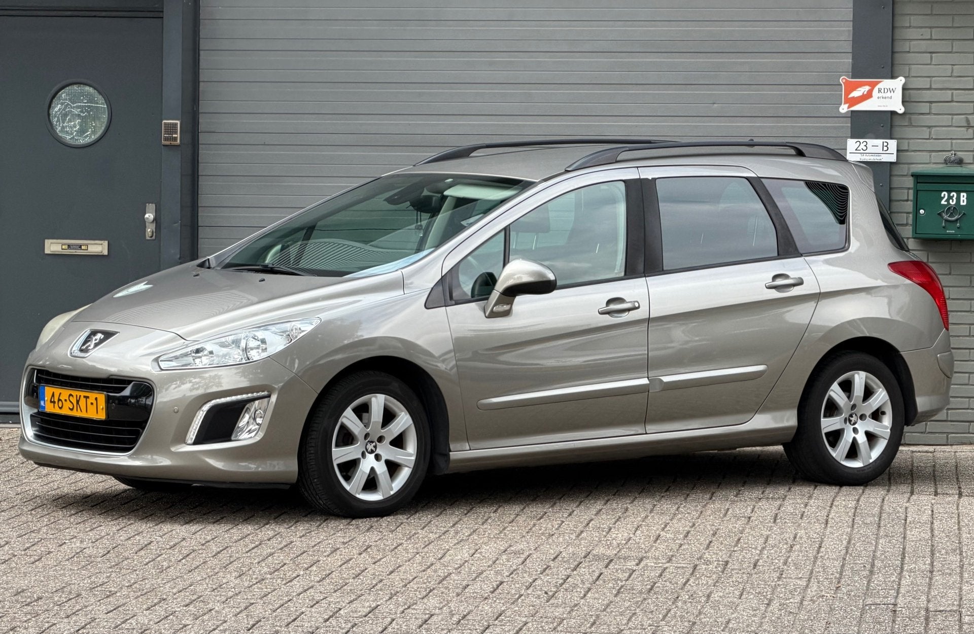 Peugeot 308 SW 1.6 VTi Active, Auto's, Gebruikt, 4 cilinders, 715 kg, 66 €/maand