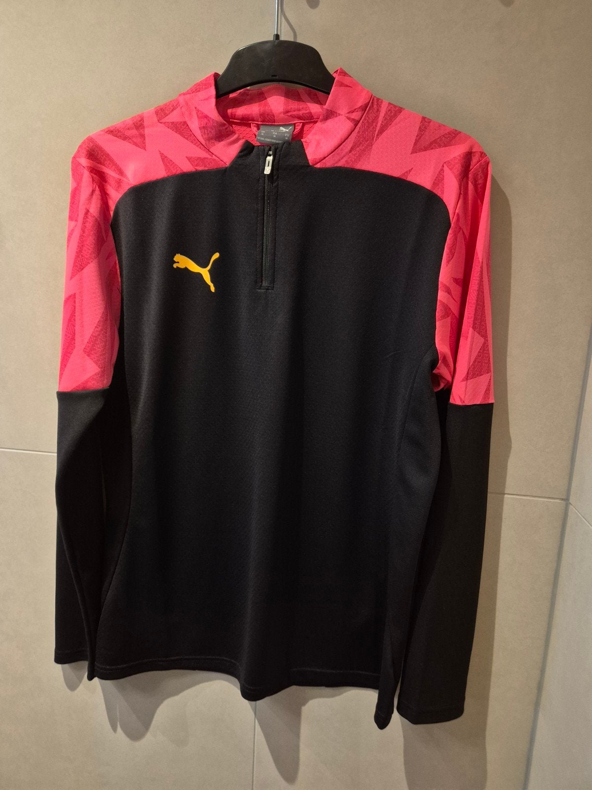 Puma sportshirt maat M - Nieuw, Puma, Maat 48/50 (M), Zwart, Nieuw