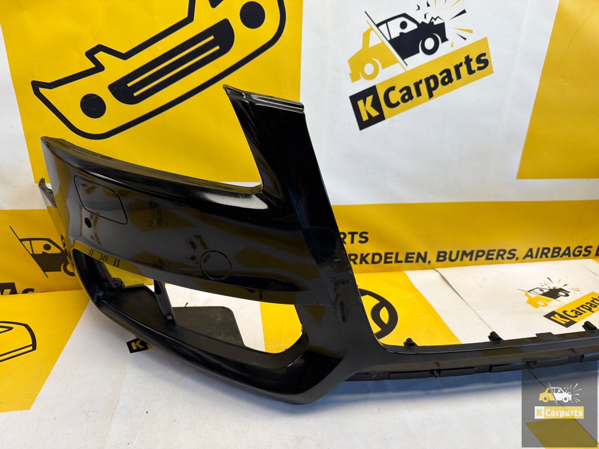 Audi A5 8T Voorbumper 2011-2016 origineel 8T0807437AD KLS PD, Gebruikt, Voor, AUDI AG, Auto-Union-Strasse 1
85045  Ingolstadt, DE