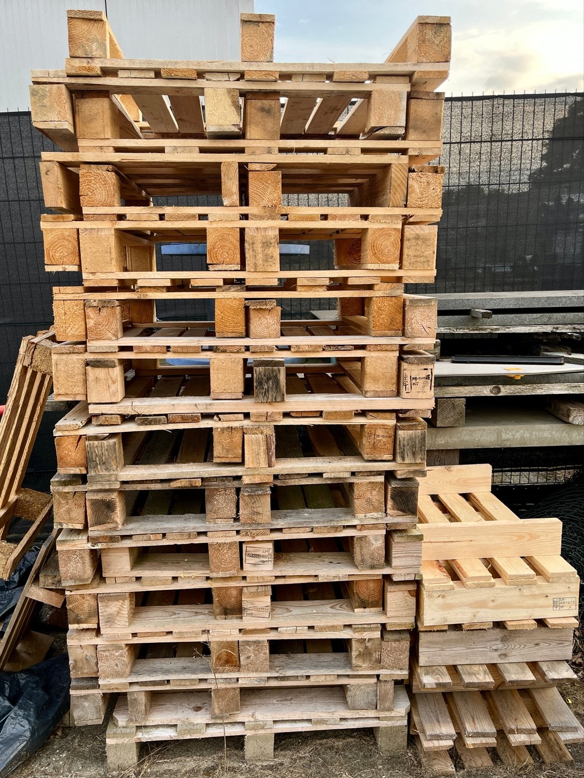Partij +25 stuks halve pallets 800x600mm, Doe-het-zelf en Verbouw, Ophalen, Gebruikt, Hout, 20 tot 50 mm