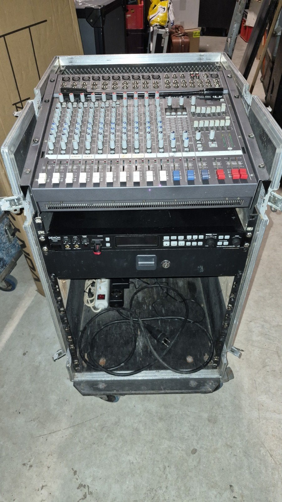 Dynacord powermate 1000, Muziek en Instrumenten, Mengpanelen, Ophalen, 10 tot 20 kanalen