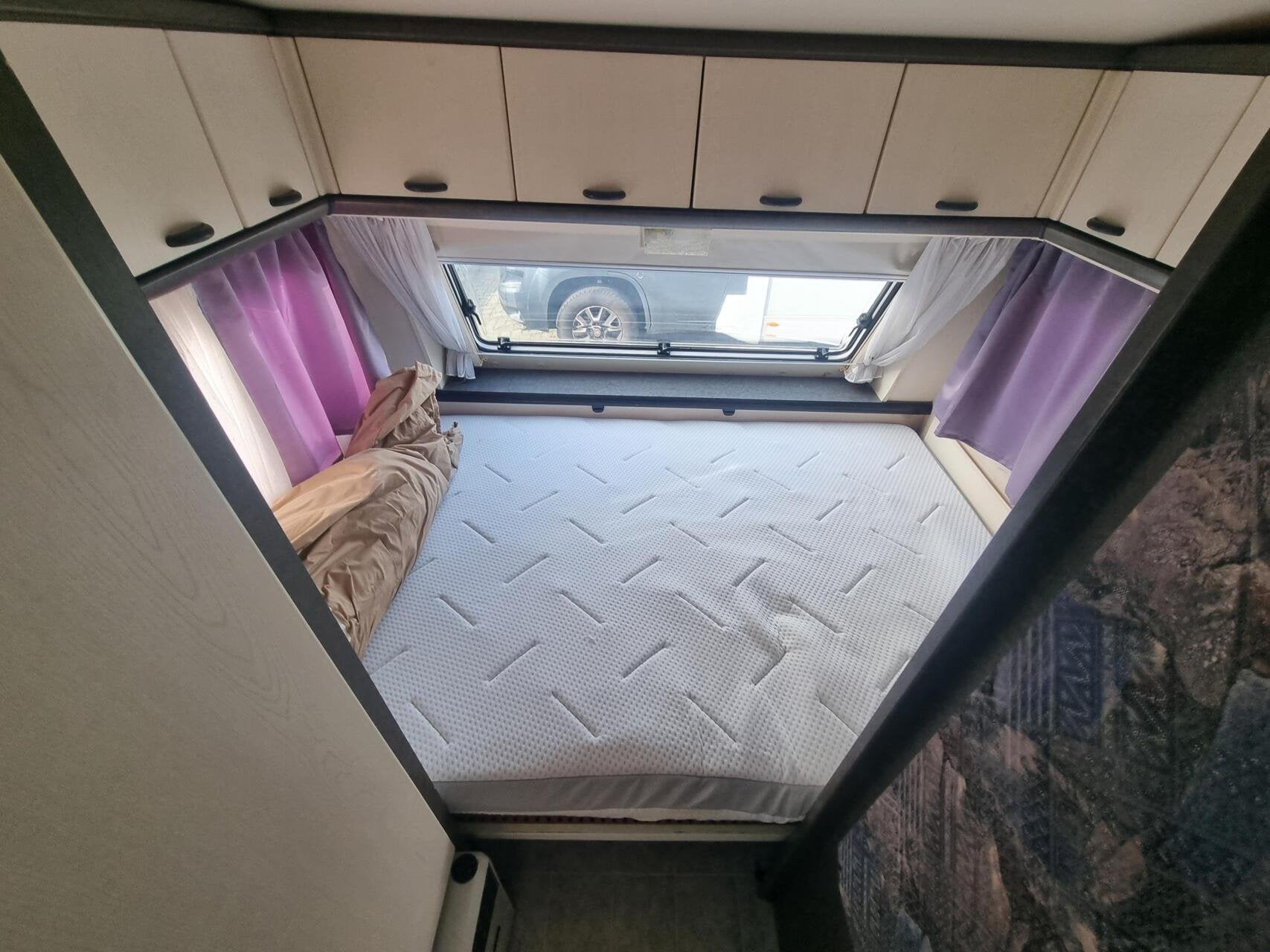 Hobby Classic 495 DWARSBED + FIETSENDRAGER + SCHUIFLUIFEL, Rondzit, Hobby, Bedrijf, 6 tot 7 meter