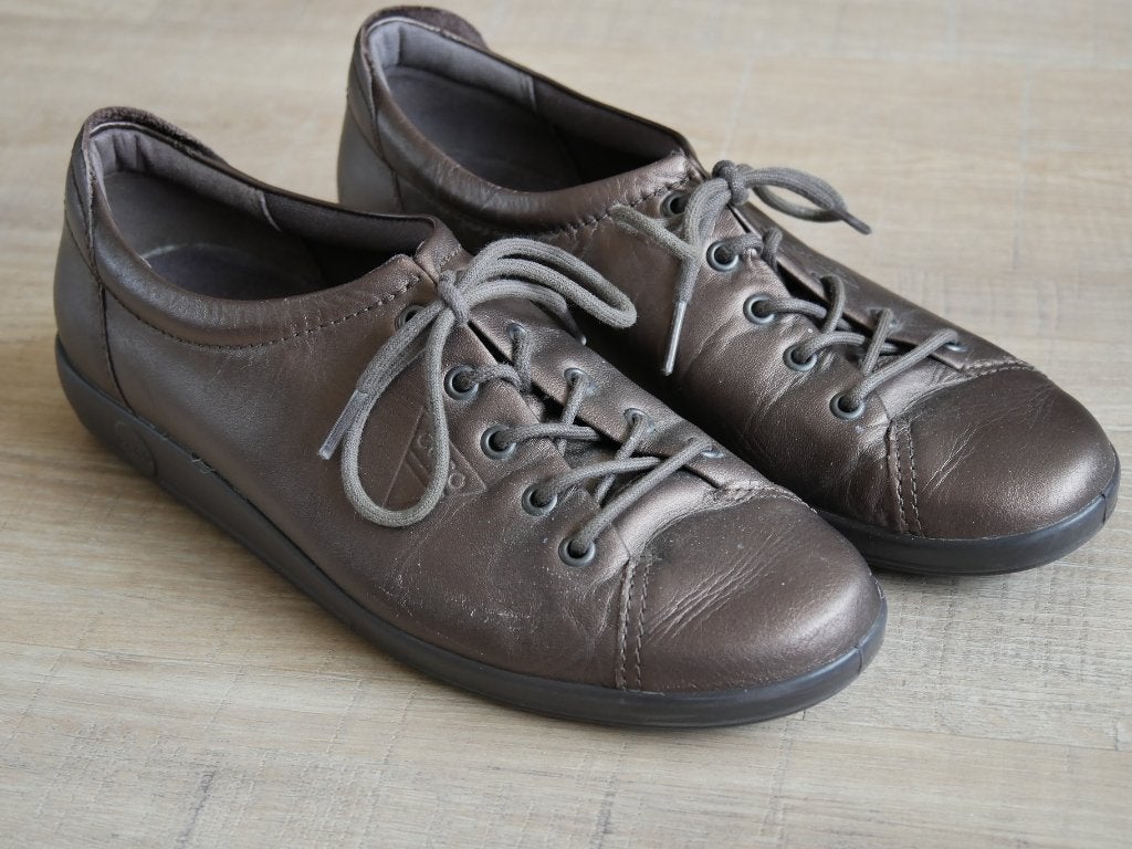 Lage damesschoenen Ecco maat 40, Kleding | Dames, Ecco, Zwart, Overige typen, Ophalen of Verzenden