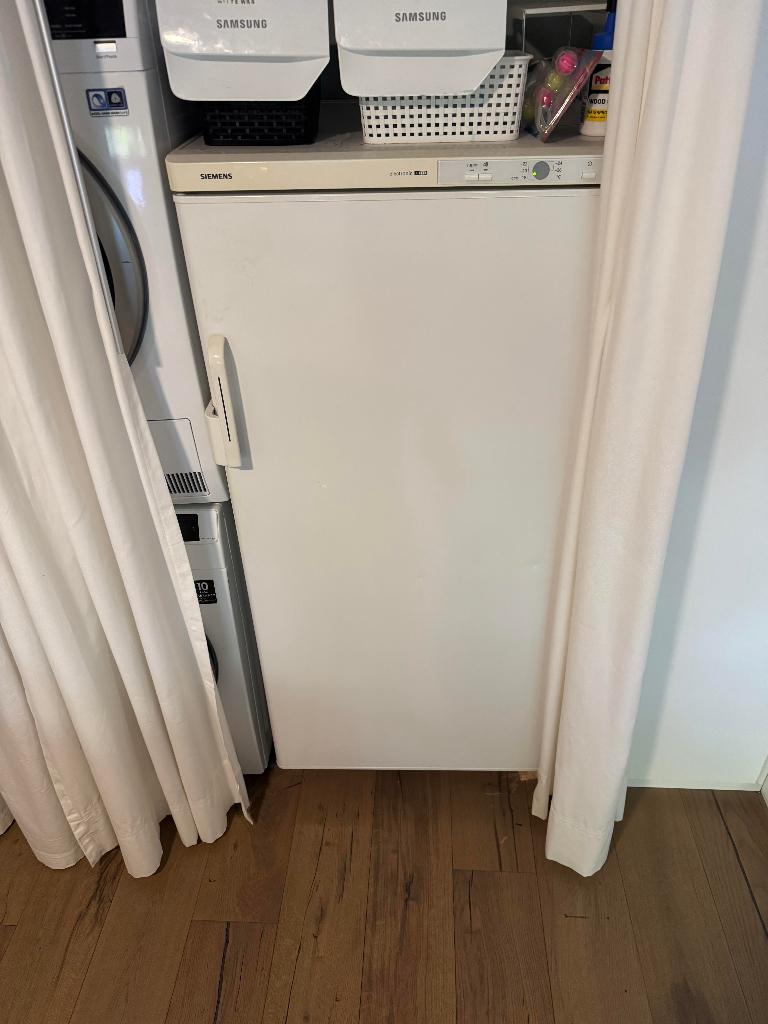 Siemens diepvrieskast, Witgoed en Apparatuur, Vriezers en Diepvrieskisten, Gebruikt, 140 tot 160 cm, Ophalen, Vrieskast