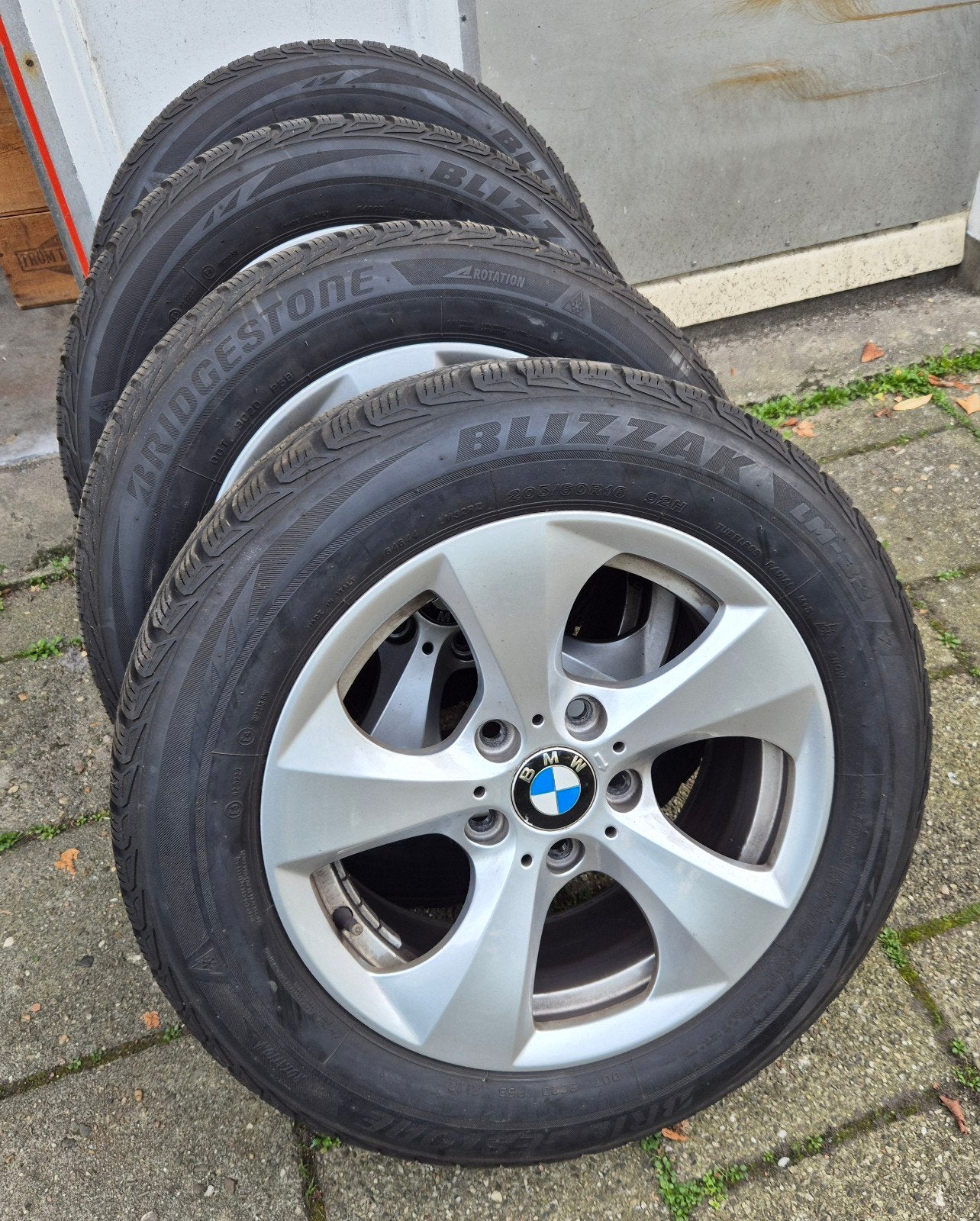 BMW velgen met Bridgestone Blizzak winterbanden, Ophalen, Gebruikt, 16 inch, Banden en Velgen