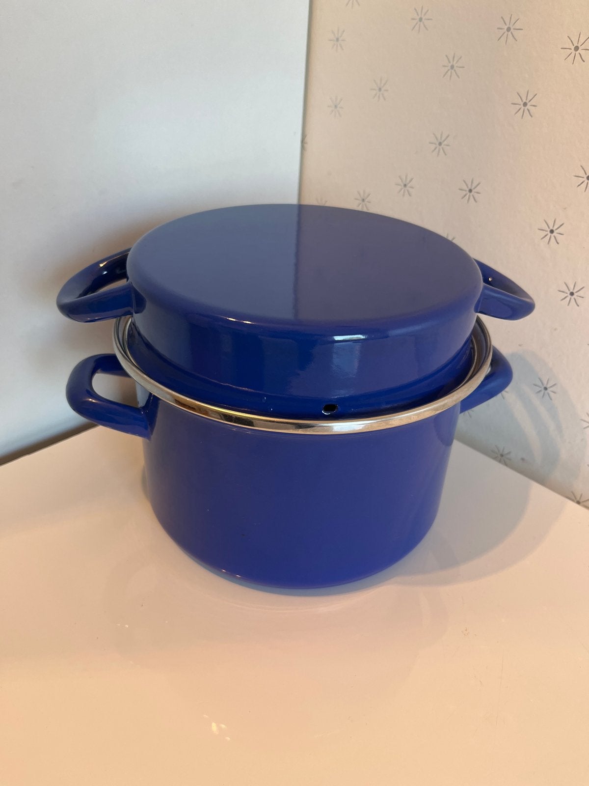 Unilever Emaille Kookpan met Deksel 22cm - Blauw, Huis en Inrichting, Ophalen of Verzenden, Zo goed als nieuw, Kookpan, Geschikt voor inductie