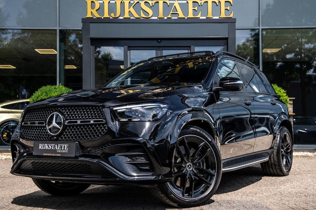 Mercedes GLE-Klasse 400e 4MATIC AMG|PANO|BURMESTER|360|22'', Auto's, Mercedes-Benz, Automaat, Gebruikt, Zwart, 4 cilinders