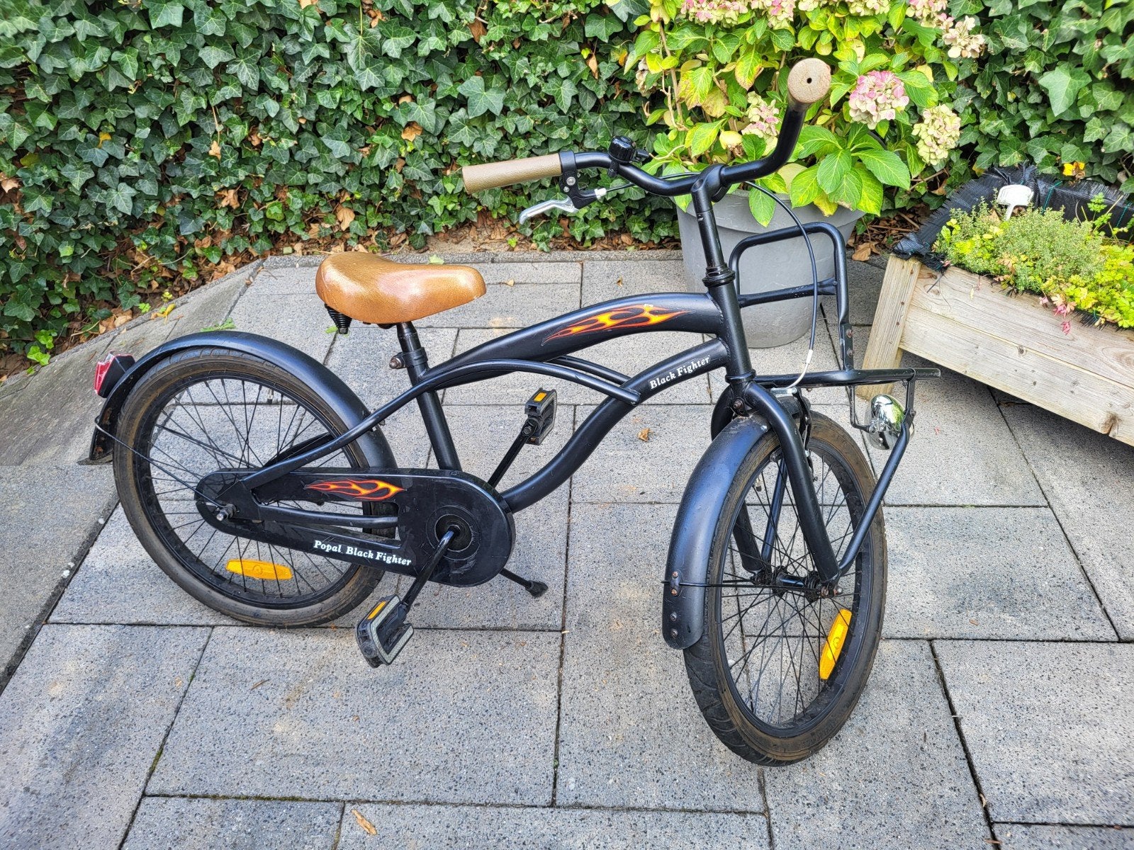 Foto 3 van Kinderfiets - Black Fighter