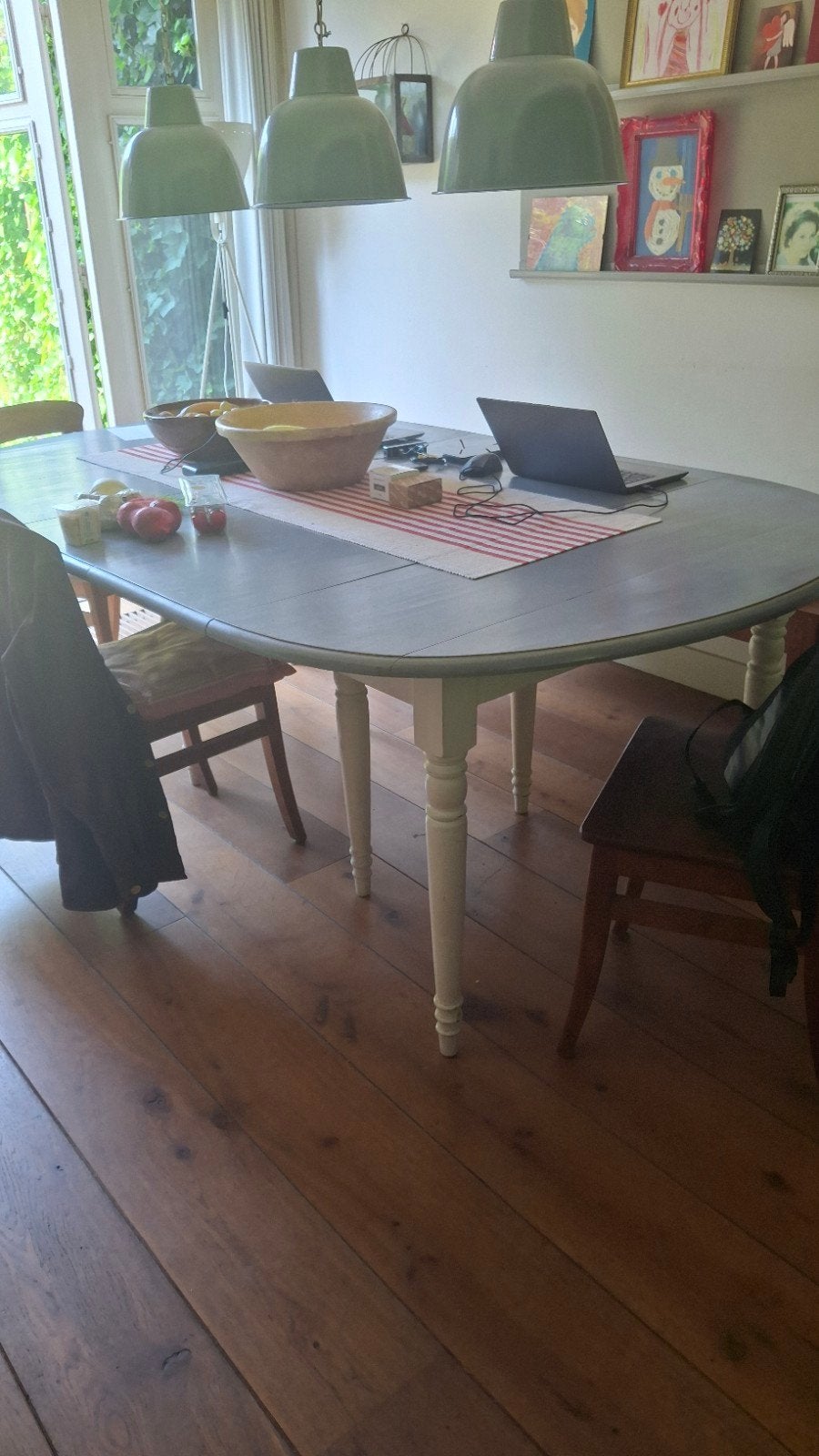 Grote uitschuifbare eettafel in goede staat, Huis en Inrichting, Tafels | Eettafels, Ophalen, Gebruikt, 100 tot 150 cm, 200 cm of meer