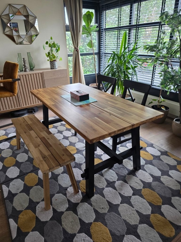 IKEA SKOGSTA eettafel + bank + 2 INGOLF stoelen, Ophalen, Gebruikt, Industrieel / Landelijk, 50 tot 100 cm