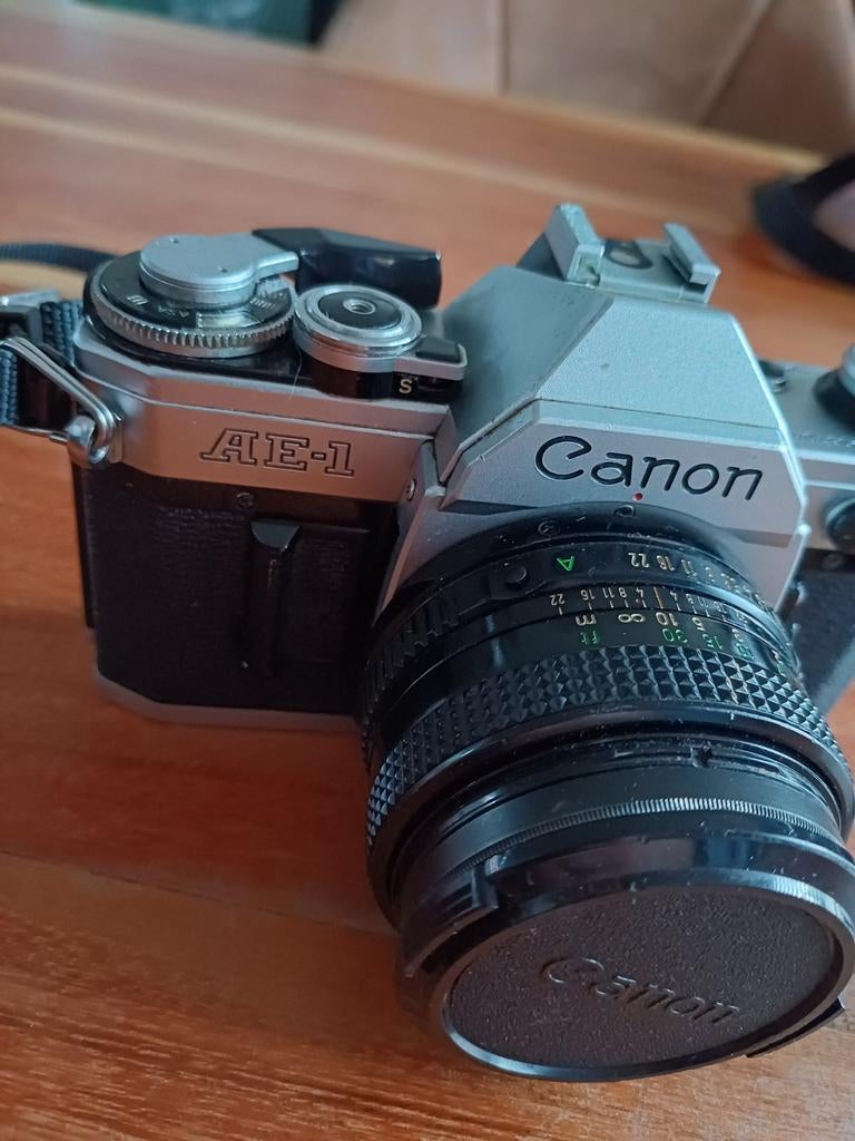 Canon AE-1, Audio, Tv en Foto, Fotocamera's Analoog, Ophalen of Verzenden, Gebruikt, Spiegelreflex, Canon