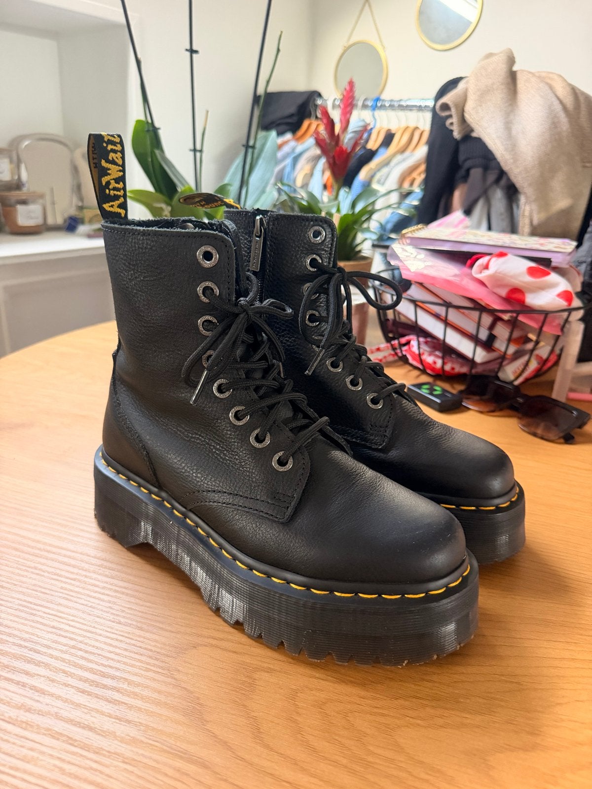 Dr. Martens Jadon II zwarte plateau veterboots - Maat 39, Ophalen of Verzenden, Zo goed als nieuw, Zwart, Lage of Enkellaarzen