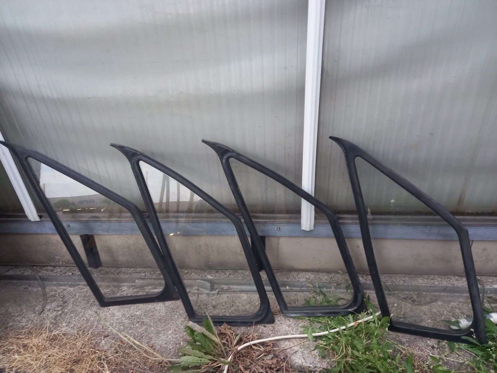 Set van 4 gebruikte Mercedes Sprinter, Auto-onderdelen, Ruiten en Toebehoren, Ophalen, Gebruikt
