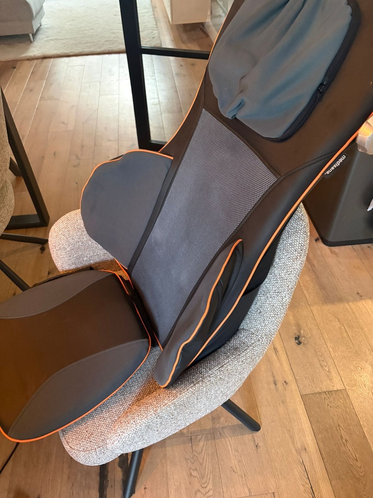 Medisana Shiatsu Massagekussen met Warmtefunctie, Sport en Fitness, Massageproducten, Ophalen, Zo goed als nieuw, Massagestoel of Kussen