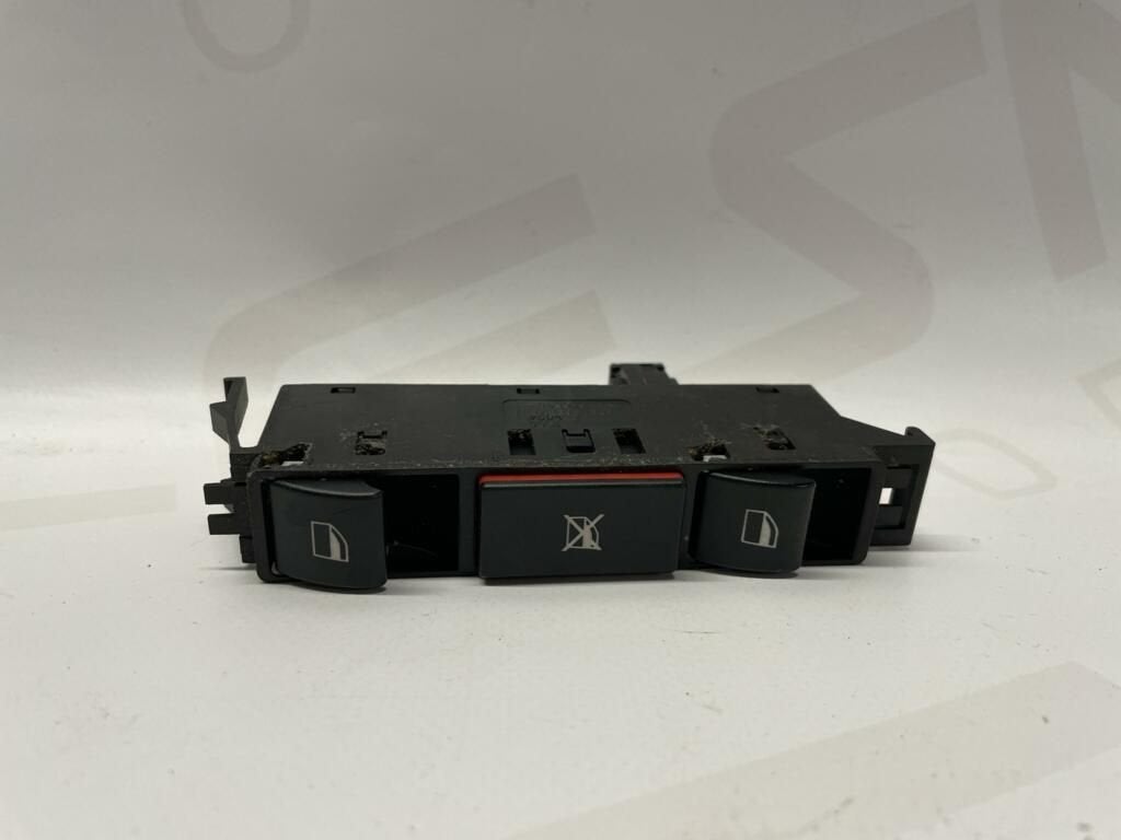 Raamschakelaar BMW E46 61318381518, Gebruikt, -, -, Ophalen of Verzenden