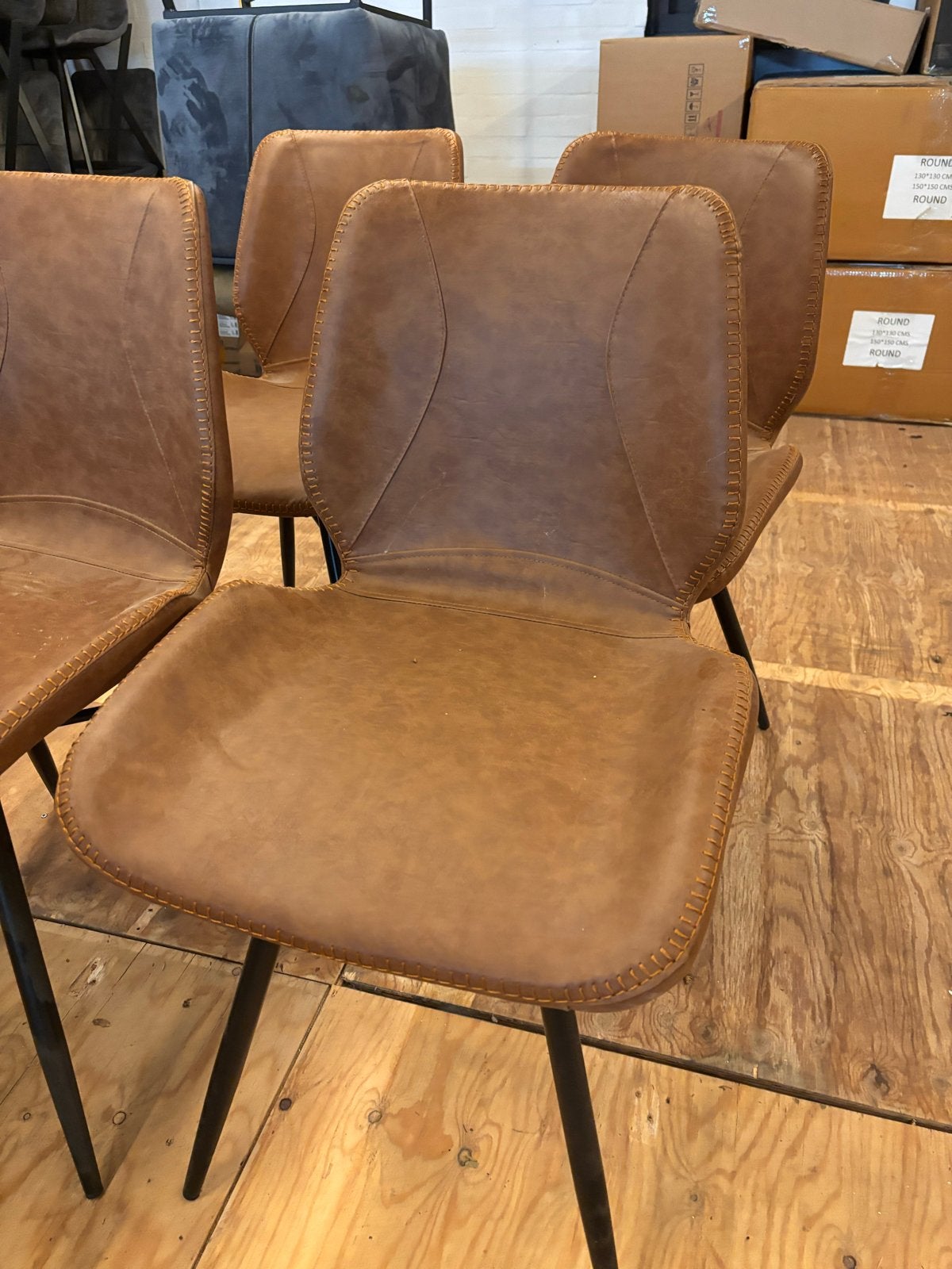 4 Cognac Kunstleder Eetkamerstoelen - Opruimpartij, Huis en Inrichting, Ophalen, Overige materialen, Gebruikt, Bruin