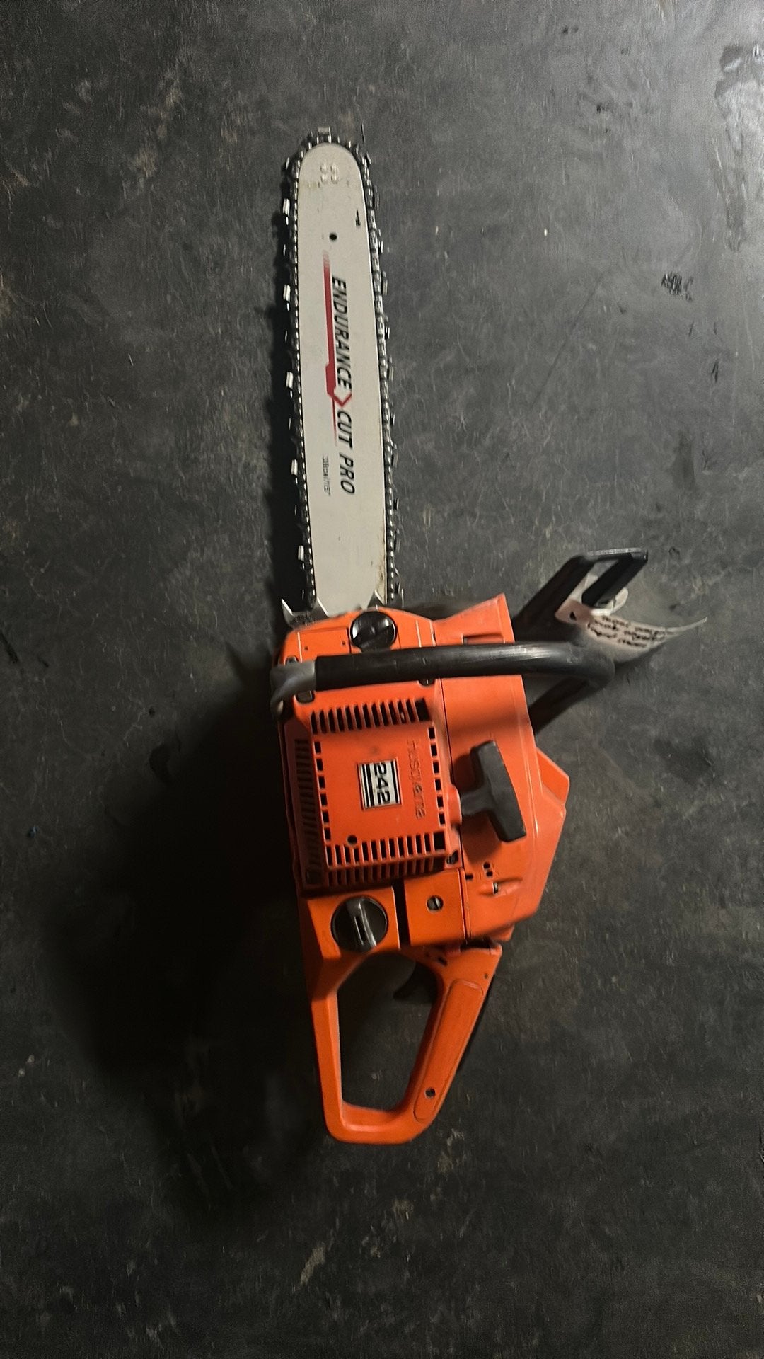 Husqvarna 242 loopt goed, Ophalen of Verzenden, Zo goed als nieuw