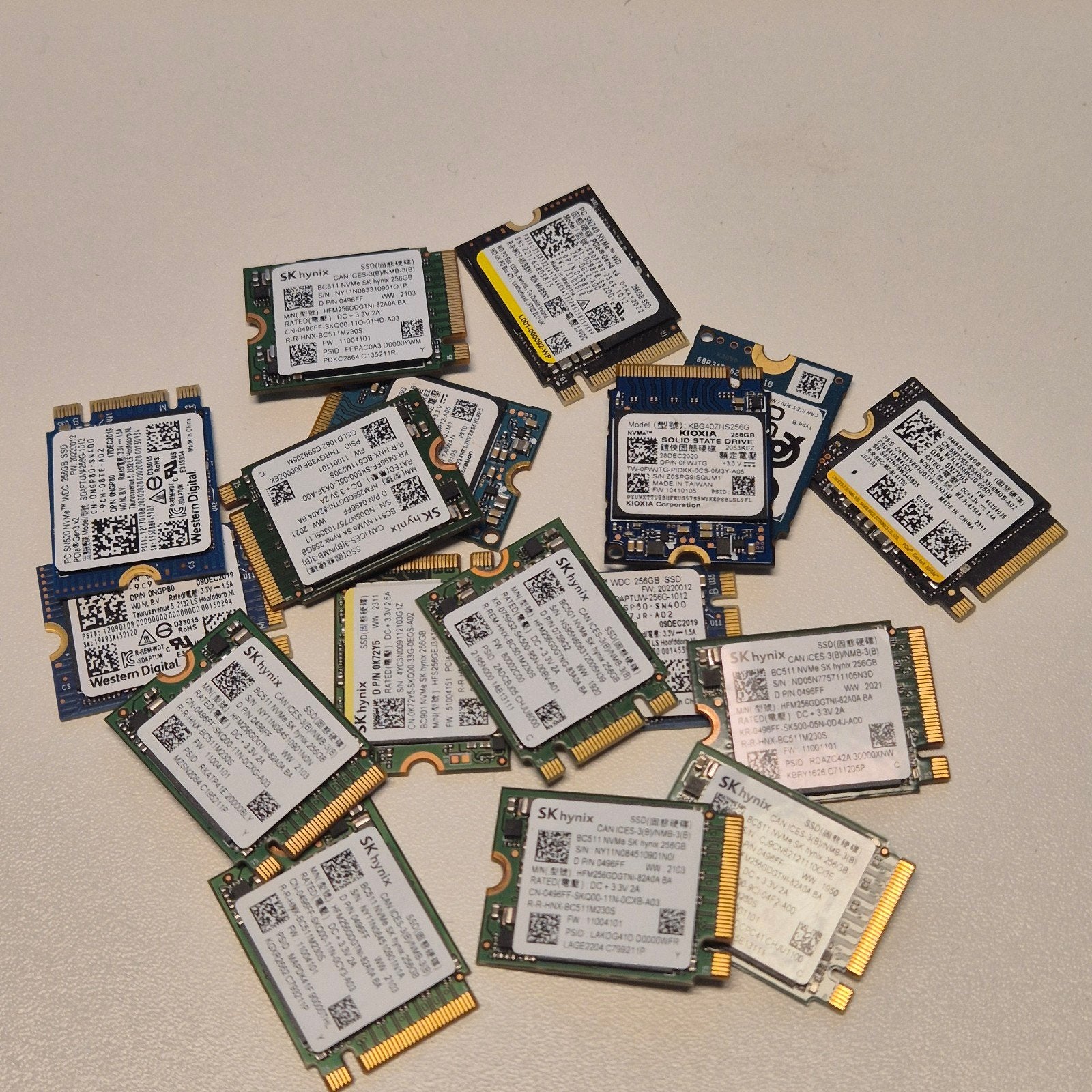 Diverse A merken 256GB Nvme SSD 2230, Intern, Gebruikt, 256GB, Verzenden