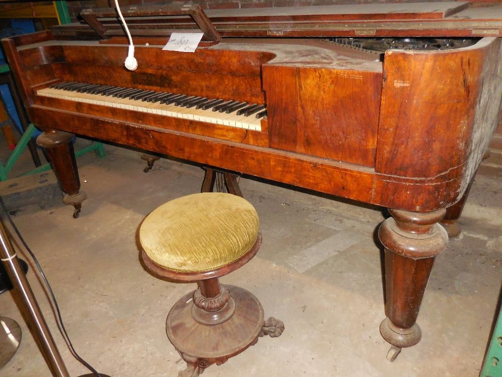 Piano 1843, Ophalen, Gebruikt, Zwart, Piano