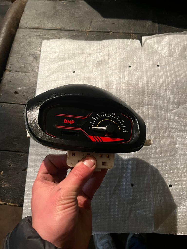 Piaggio zip dmp teller rood. 0 km, Ophalen