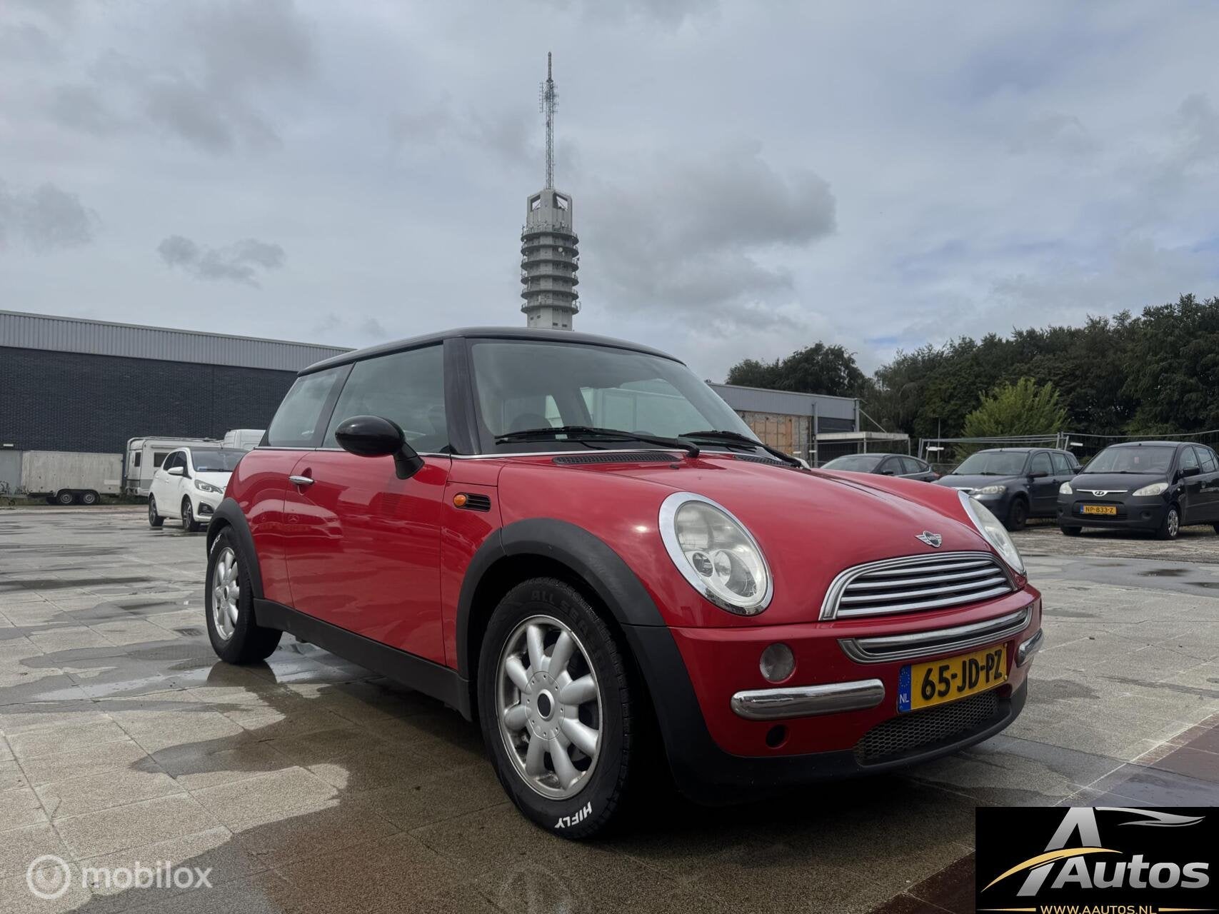 Mini 3-Deurs 1.6 Cooper- Nap-, Voorwielaandrijving, 1025 kg, Gebruikt, 4 cilinders