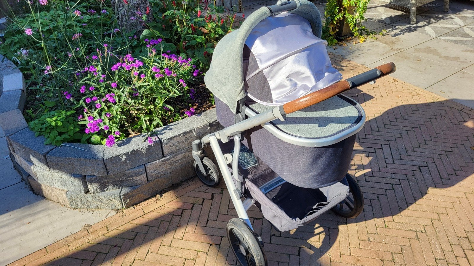 UPPAbaby Vista kinderwagen met accessoires, Gebruikt, Combiwagen, Met reiswieg, Ophalen