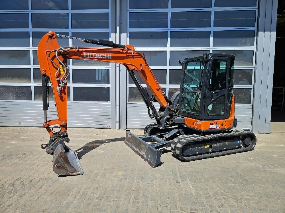 Hitachi ZX55U-6, Zakelijke goederen, Machines en Bouw | Kranen en Graafmachines, Ophalen of Verzenden, Graafmachine