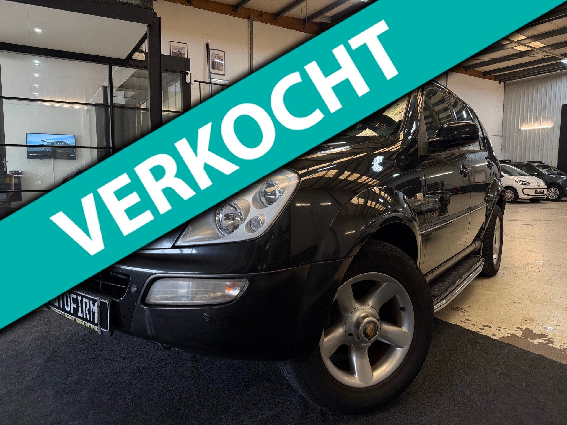 SsangYong Rexton RX 230 Automaat Dealer onderhouden Verwarmb, Auto's, Dealer onderhouden, Gebruikt, Zwart, 4 cilinders