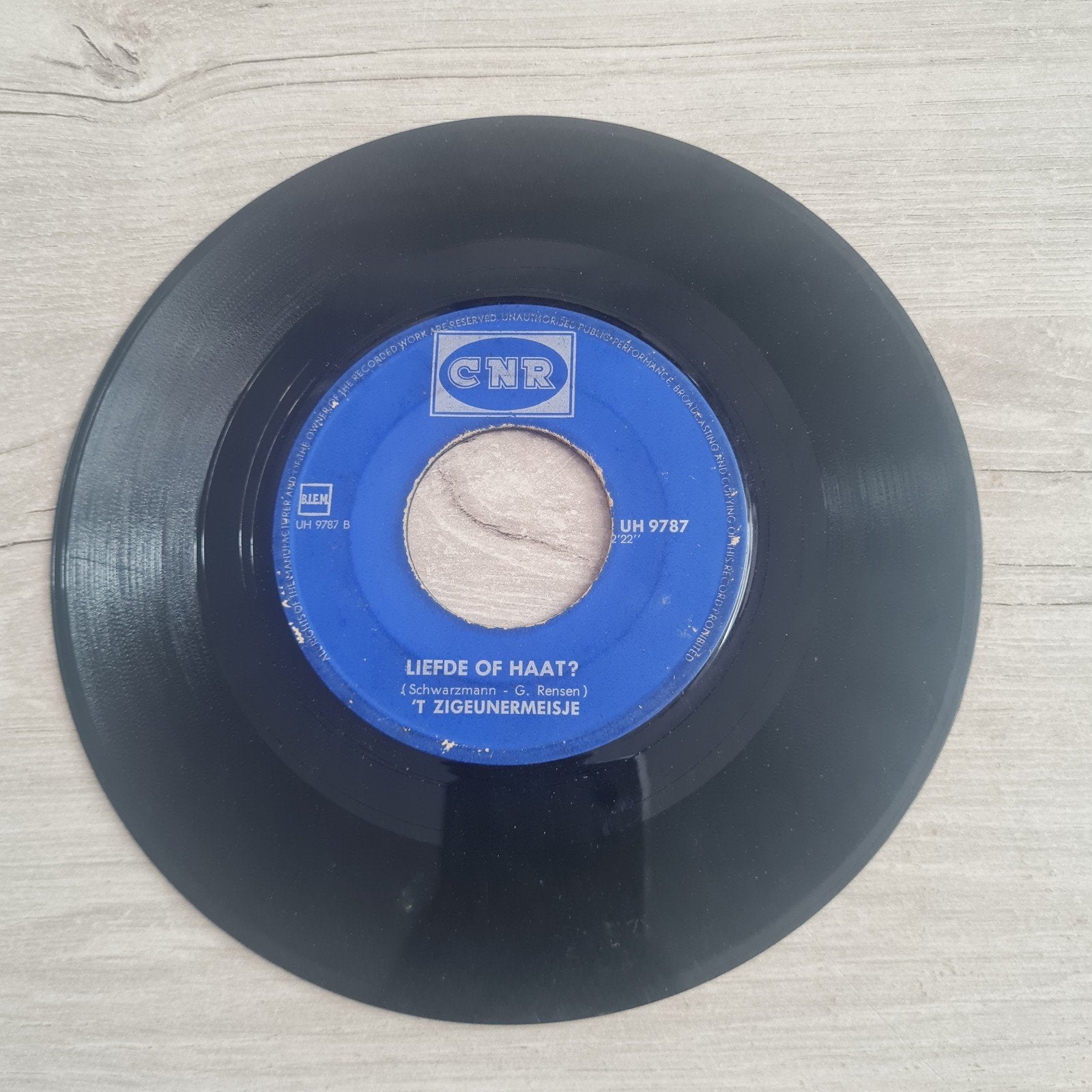 T' Zigeunermeisje - Nooit / Liefde Of Haat? (Vinyl Single), Gebruikt, 7 inch, Ophalen of Verzenden, EP
