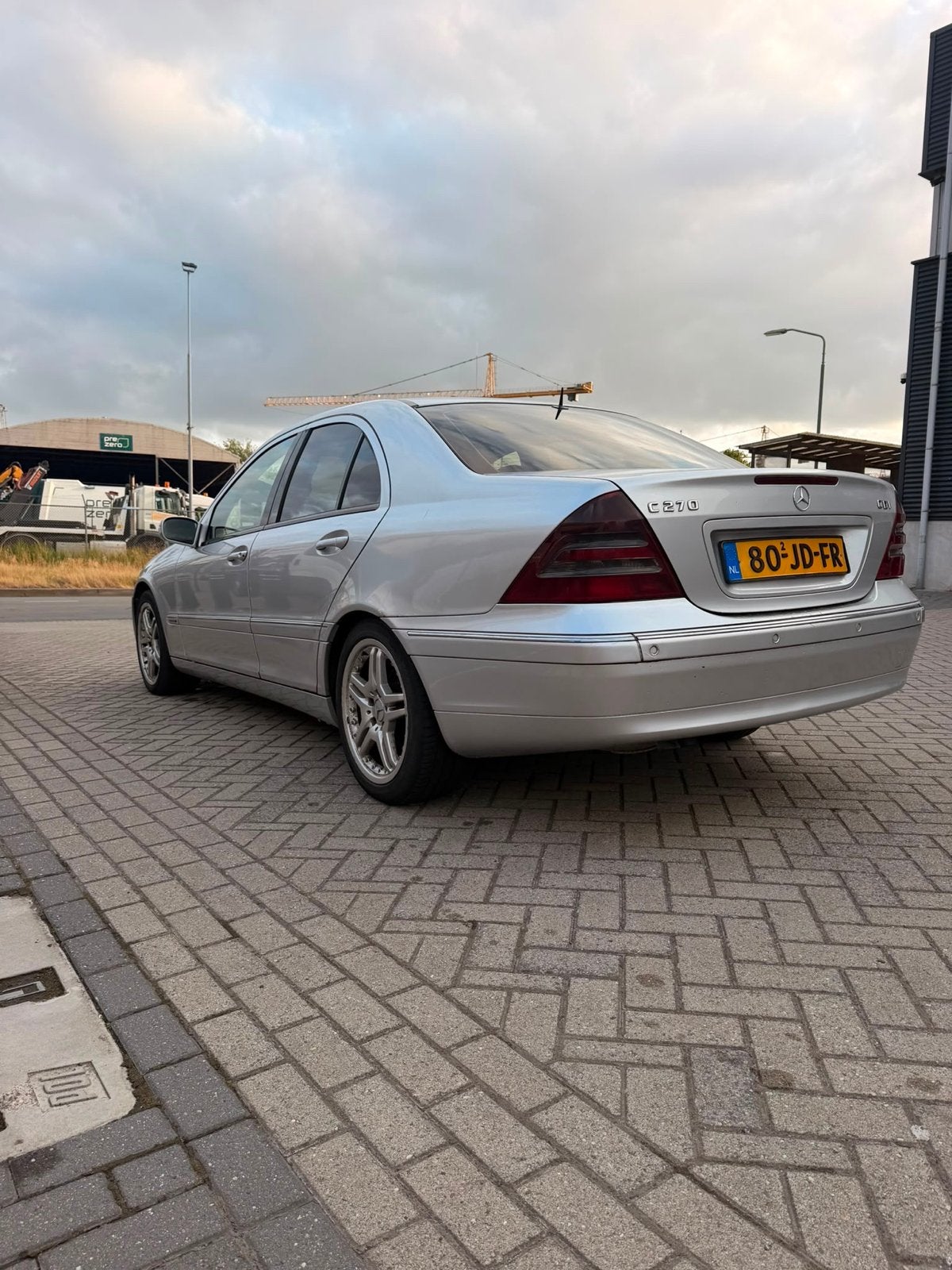 Mercedes-Benz C-Klasse 2.7 CDI C270 Sedan AUT 2001 Grijs, Auto's, Automaat, Achterwielaandrijving, 1520 kg, Leder en Stof