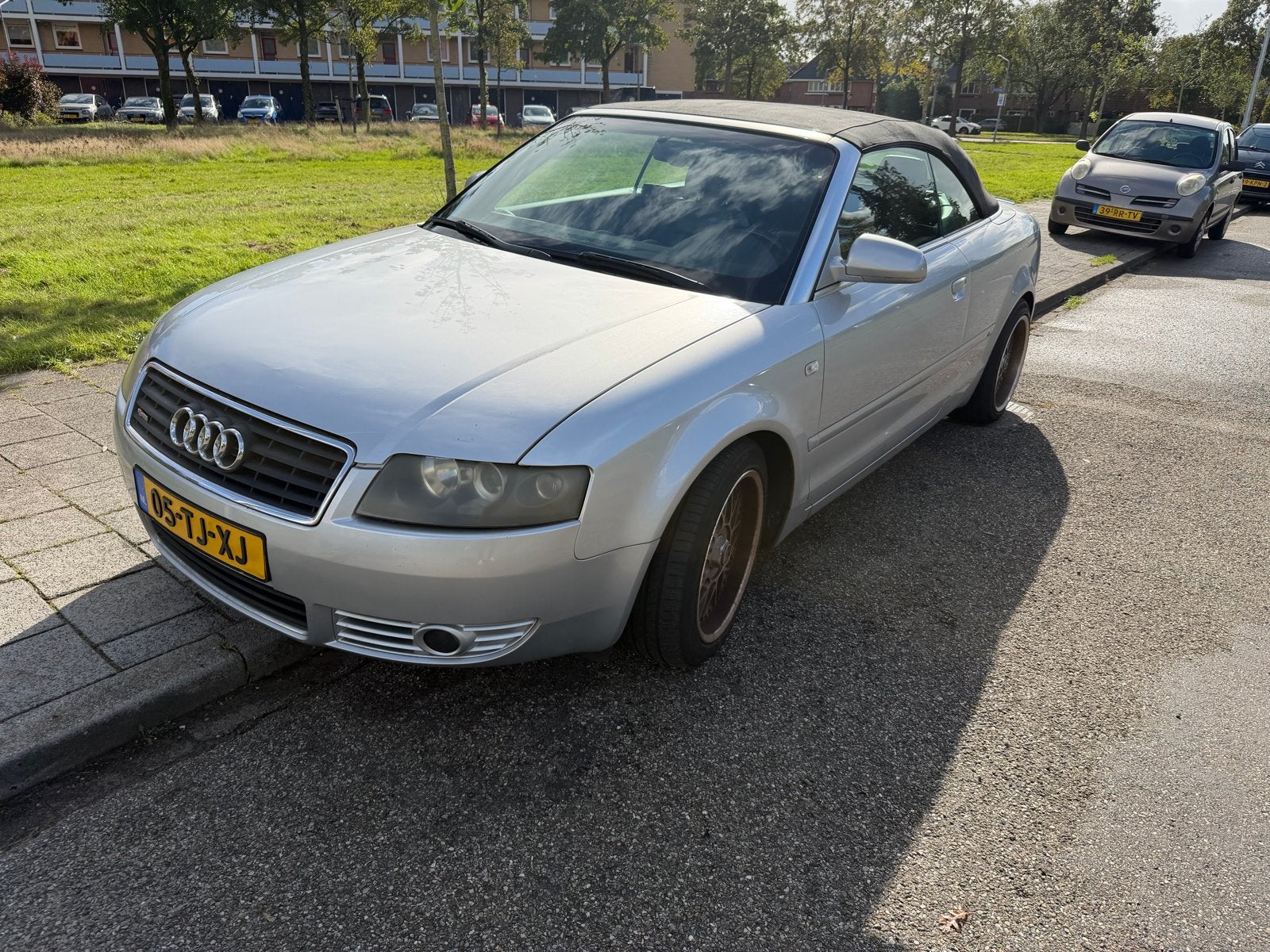 Audi A4 2002 Grijs, Auto's, 1660 kg, Cabriolet, 4 stoelen, 10 km/l