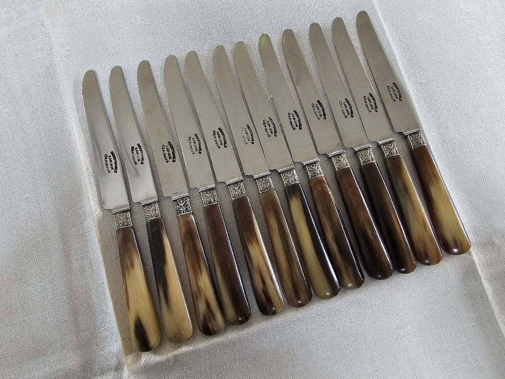 12 antieke hoornen dessertmessen ontbijtmessen * siermanchet, Ophalen of Verzenden