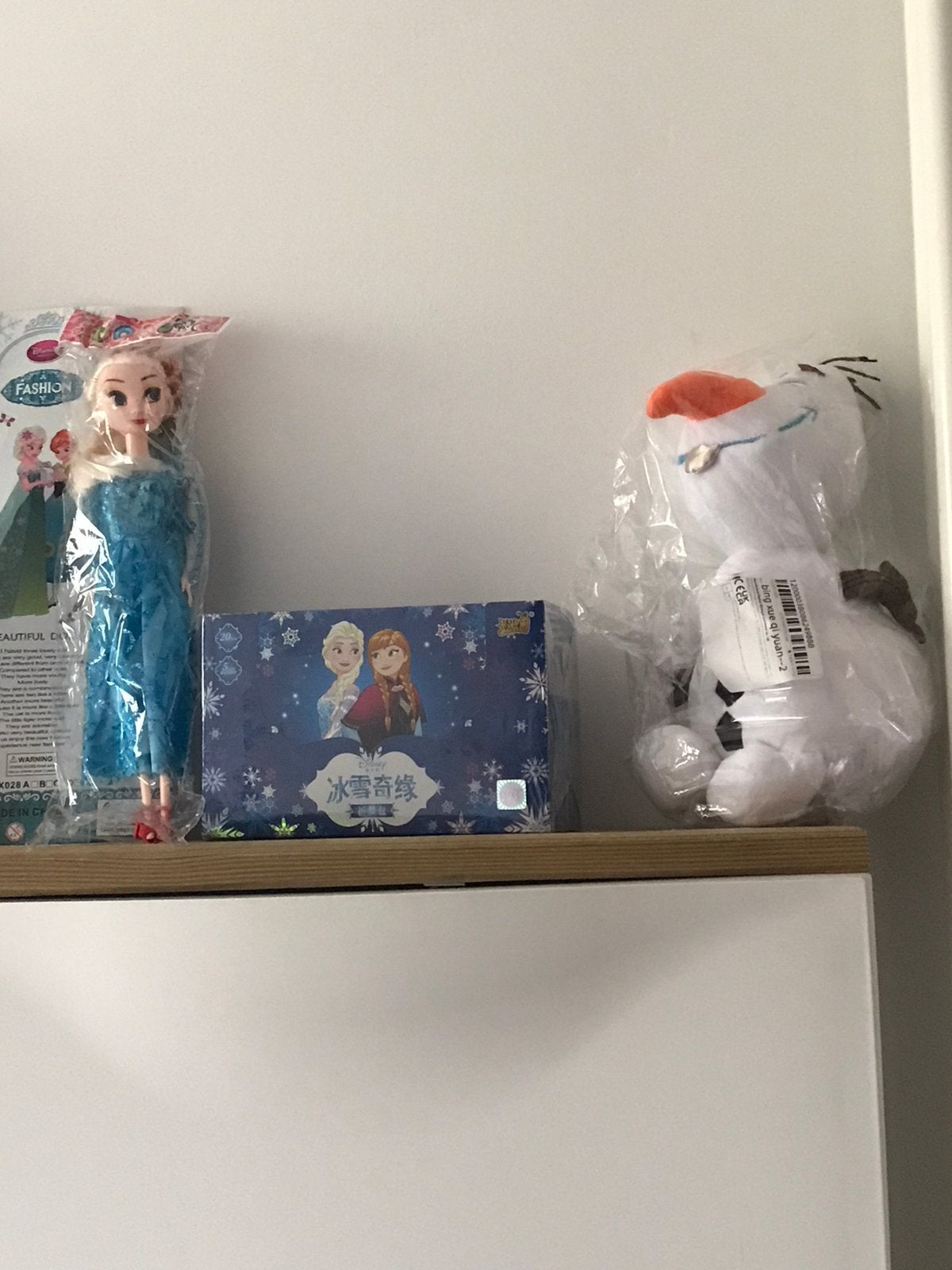 Elsa, Olaf, knuffel, speeltje en disneykaarten, Ophalen of Verzenden, Zo goed als nieuw