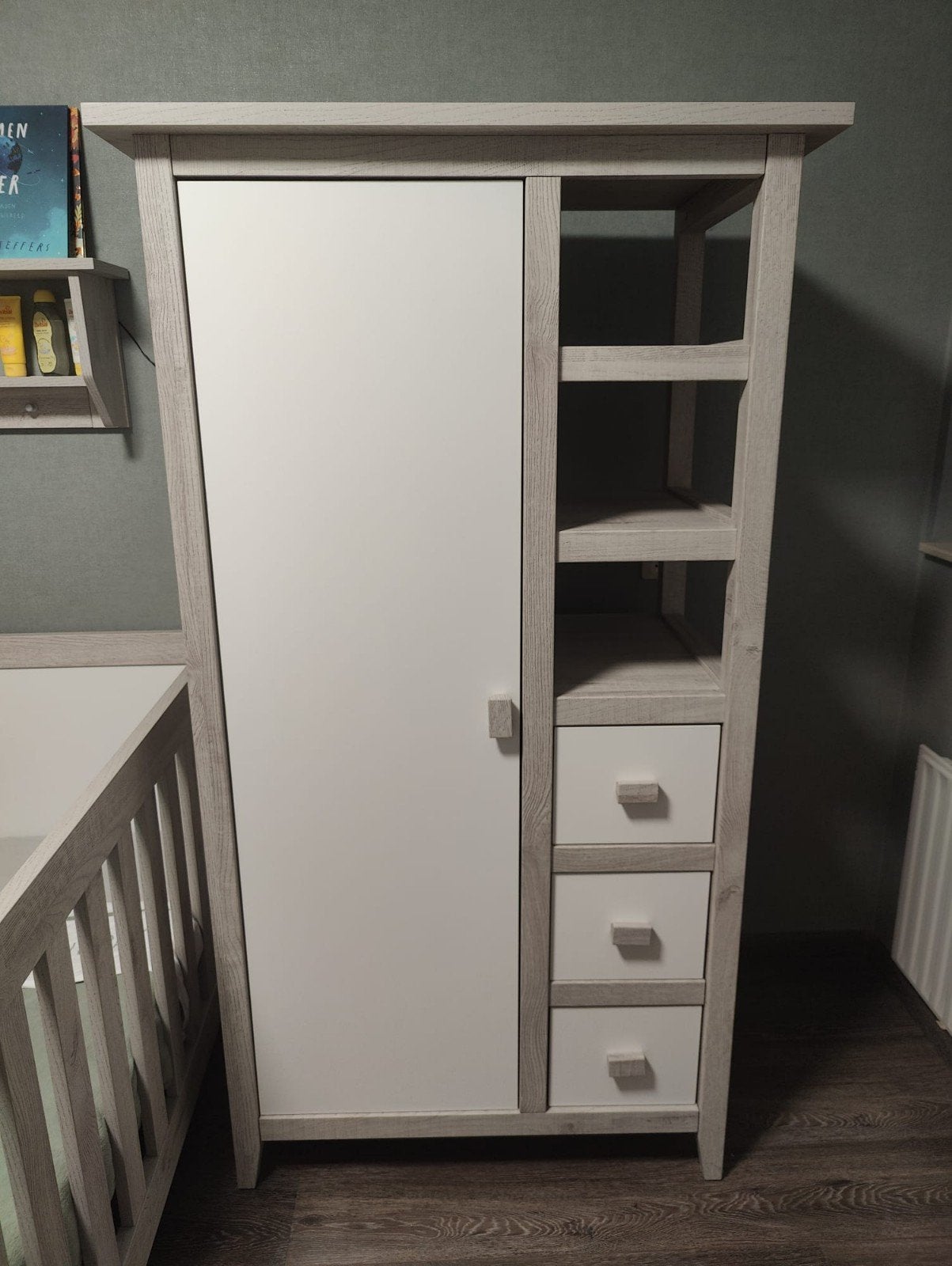 complete babykamer set Babydump - kledingkast commode bedje, Ophalen, Zo goed als nieuw, Jongetje of Meisje