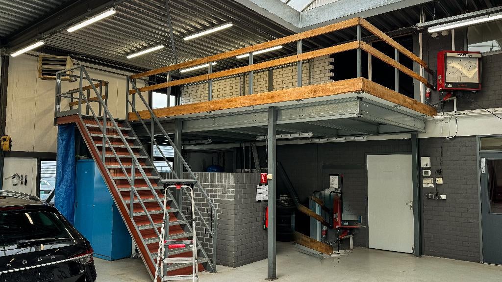 Entresolvloer 6,5 x 3,6 meter – compleet, Ophalen