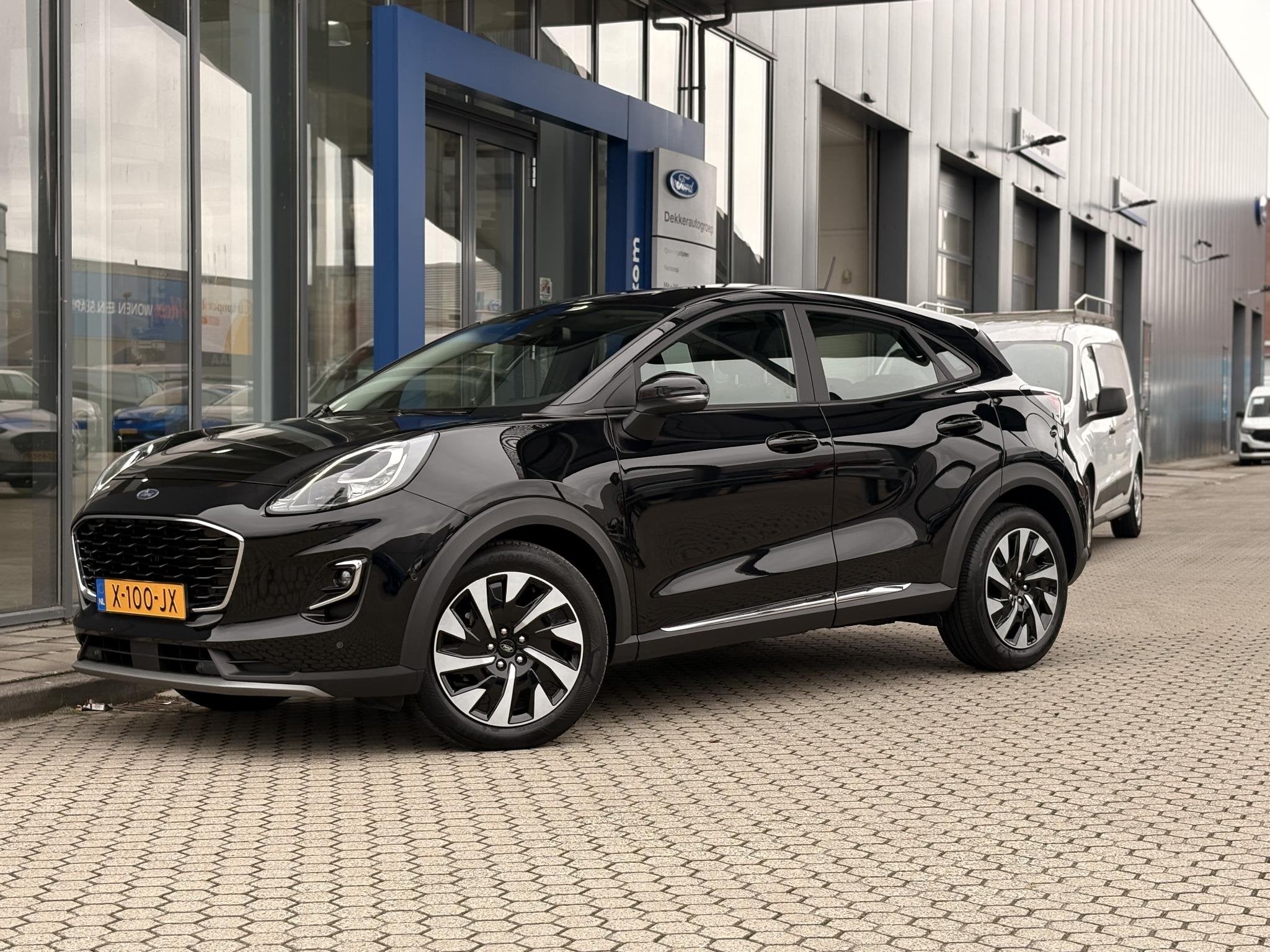 Ford Puma 1.0 EcoBoost Hybrid Titanium I WINTER PACK I ACHTE, Auto's, Voorwielaandrijving, Euro 6, Zwart, Origineel Nederlands