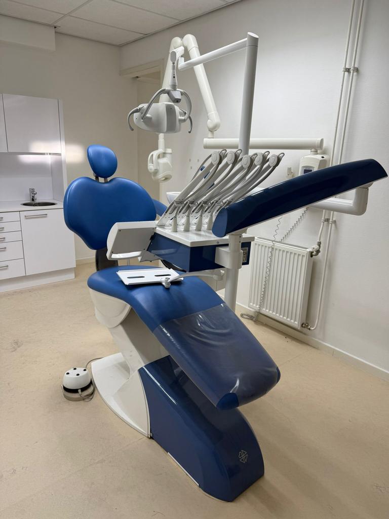 Mr Dental | Chirana SK1-01 | behandelstoel | Tandarts, Diversen, Verpleegmiddelen, Ophalen of Verzenden, Gebruikt