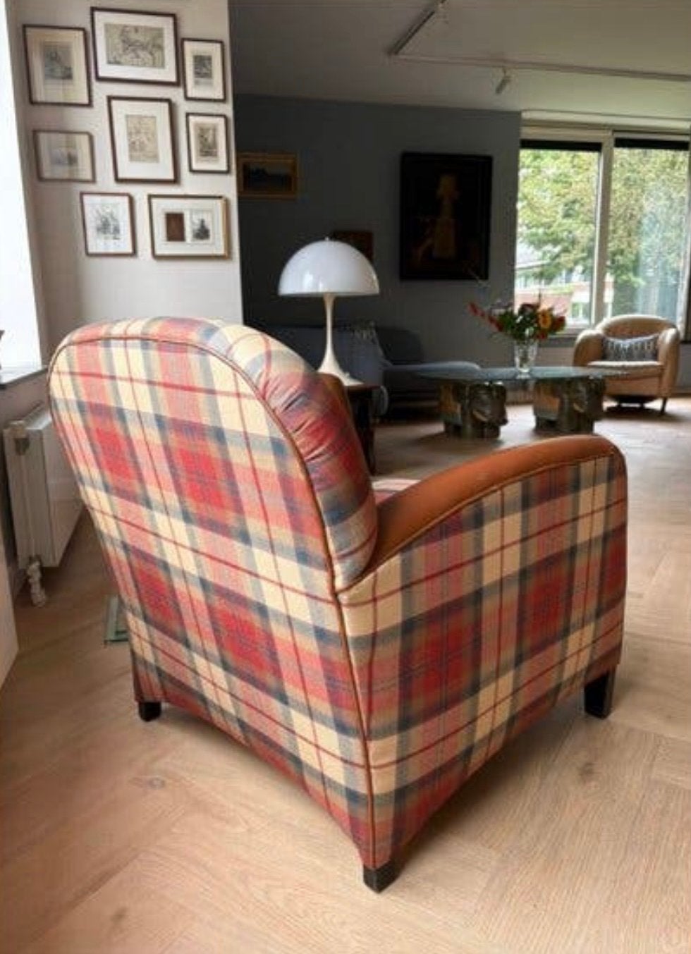 Twee leuke comfortabele fauteuils met Schotse ruit en leer, Ophalen, Gebruikt, Twee, Bruin