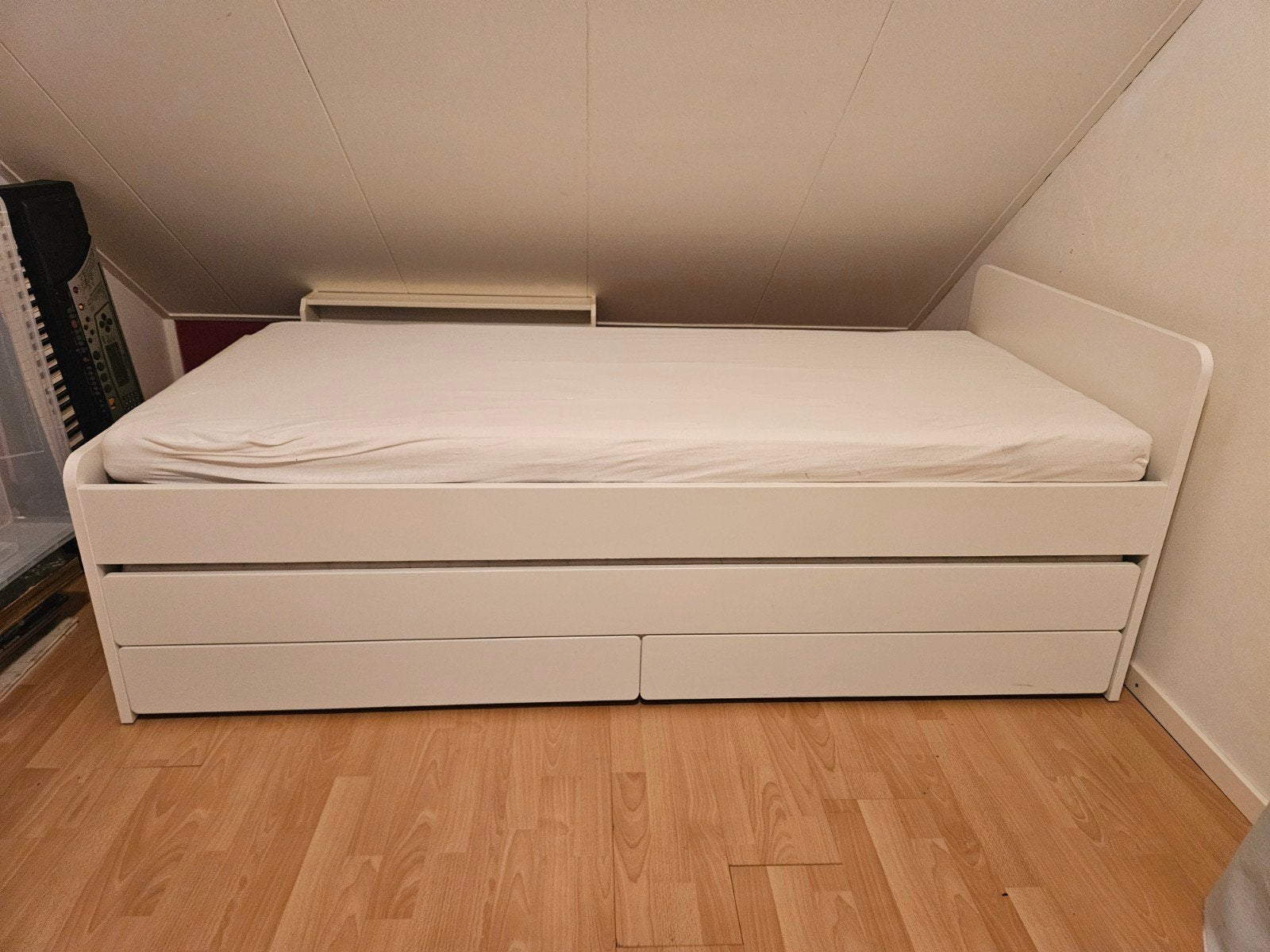 ikea slakt uitschuifbaar bed, Ophalen, 90 cm, Eenpersoons, Wit