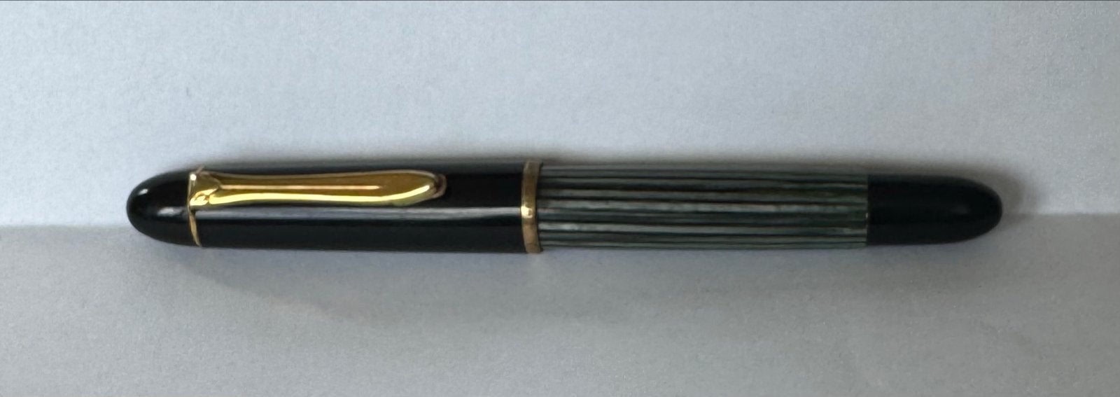 Oude Pelikaan vulpen 140 gouden nib groen gestreept, Ophalen of Verzenden