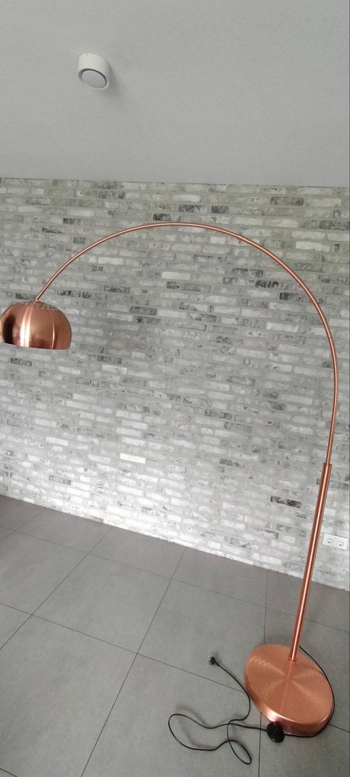Zuiver Metal Bow Vloerlamp – Koper, Ophalen, Gebruikt, Modern, Industrieel, Metaal